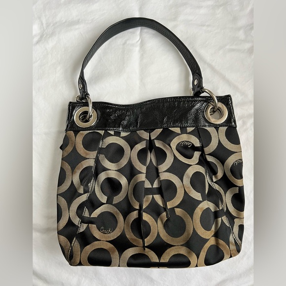 Coach purse - Picture 3 of 4